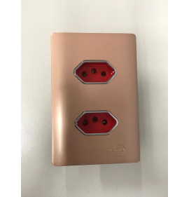 Conjunto Tomada Dupla 20A Vermelho 4x2 - Novara Ouro Rose